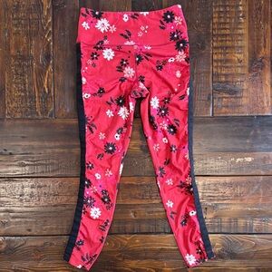 Kate Spade Red and Black Floral Camellia Leggings size S EUC
